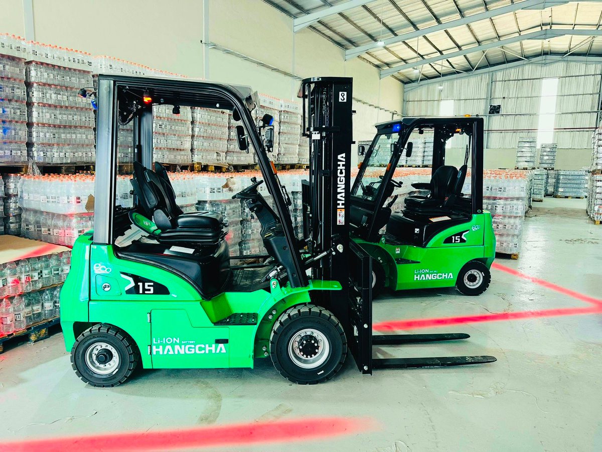 Forklifts on a mission! 👏
Check out these deliveries from our amazing customers in the Middle East.
From site to site, job to job — Hangcha is working hard and standing strong.
Built tough. Trusted everywhere. Let’s keep moving forward together!
