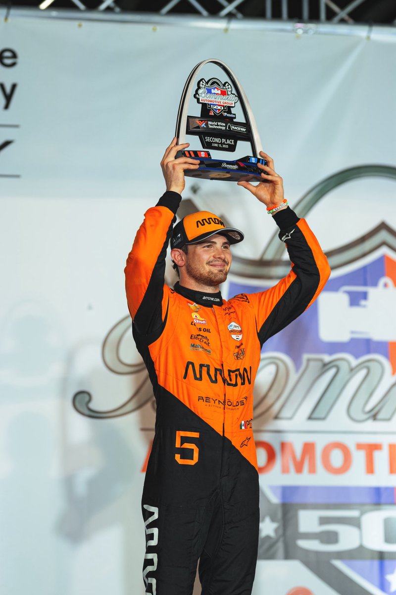 Tony Kanaan (@tonykanaan) on Twitter photo 🇺🇸 Checkered flag at St. Louis 🏁 Congrats to <a href="/PatricioOWard/">Pato O'Ward</a> and the No. 5 crew on a great race, finishing P2! 👏 On to Road America next week. <a href="/ArrowMcLaren/">Arrow McLaren IndyCar Team</a> 🇺🇸 Checkered flag at St. Louis 🏁 Congrats to <a href="/PatricioOWard/">Pato O'Ward</a> and the No. 5 crew on a great race, finishing P2! 👏 On to Road America next week. <a href="/ArrowMcLaren/">Arrow McLaren IndyCar Team</a>