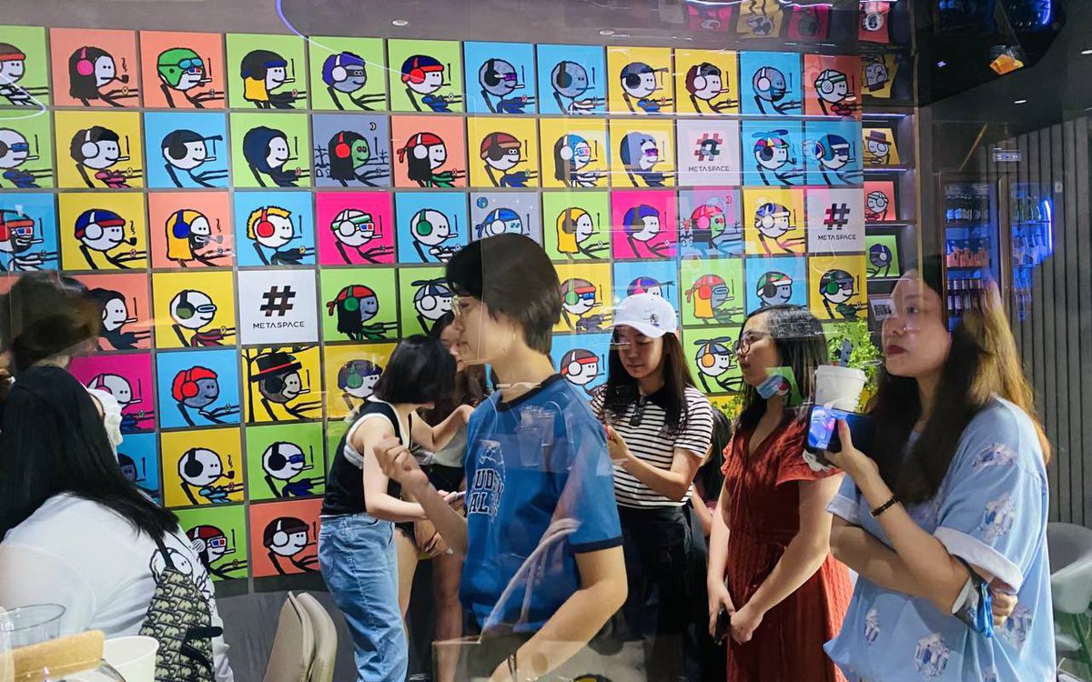 cryptobossceo's tweet photo. Believe in something $mfer will flip $spx $shib $wif $toshi $pepe then we coming for $doge Best Memecoin ever 🔵-‘ CC0
@sartoshi_rip founder 

100X potential bigger gains than $spx 
Best NFTs Mfers launched 2021 

MFER Coin over a year old strong community over 114,000 holders https://t.co/BgtOG79XbE