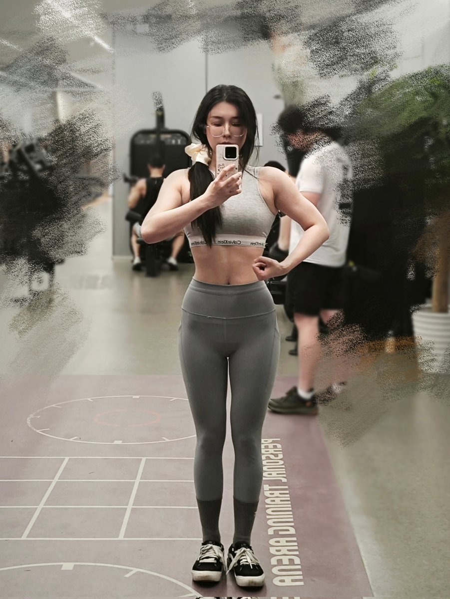 反复爱上我自己:
怎么会有这么完美的女人