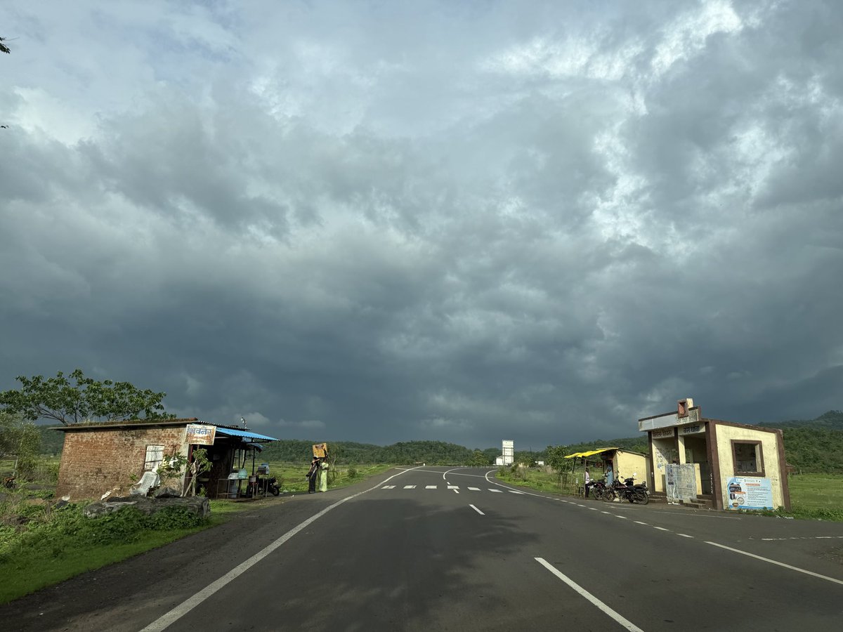 yagnesh83's tweet image. Drop a picture of clouds you took ☁️
#theme_pic_India_cloud