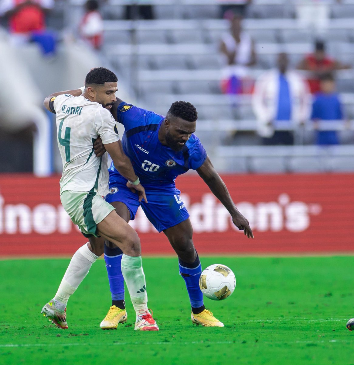 الحمد لله على أول ثلاث نقاط, قاتلنا كلاعبين، وكنّا على قدر المسؤولية.
بداية مهمة والطريق طويل، وهدفنا واضح… نرفع اسم الوطن 🇸🇦
شكرًا لدعمكم 💚🦅 <a href="/SaudiNT/">المنتخب السعودي</a>