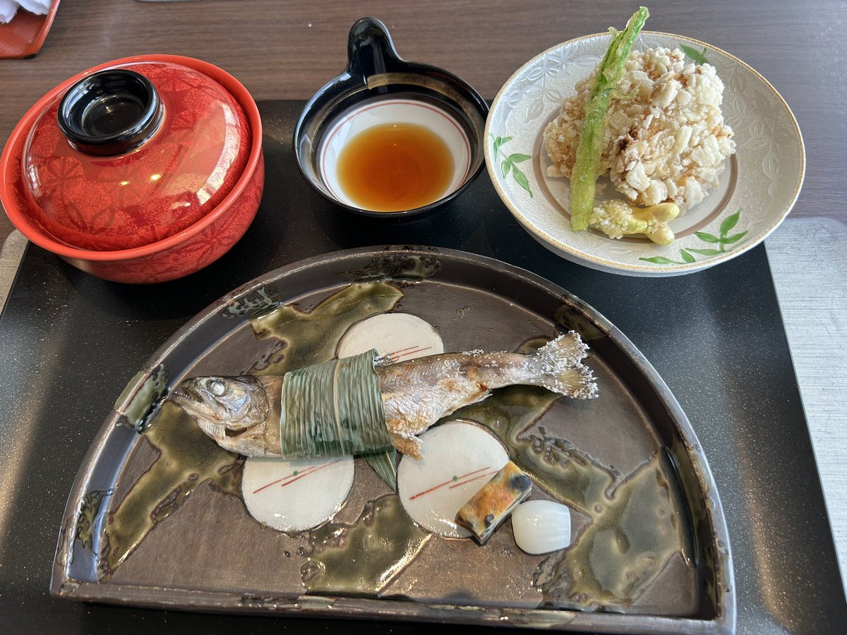 tx3GA7WRPYeaQvV's tweet photo. 真庭フェア
ANAクラウンプラザホテル岡山　厨存

只今、開催中〜６月30日(月)

#まにわ発酵s https://t.co/69M45pRkM4