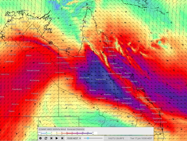 Satellite imagery this afternoon shows the current NE Qld trough and cloud band forming quite well over the recent hours.

A surface flow via the Coral Sea is interacting with an upper trough through the northern interior.

The combination of the two features will see enhanced
