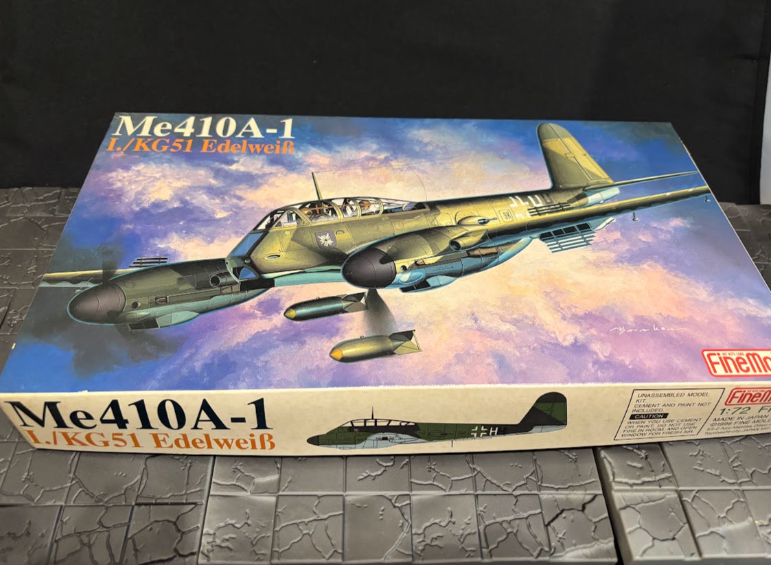 CyanMolds's tweet image. 初めてYahooオークションなるものを利用してみた。FineMoldsのメッサーシュミット410A-1が600円で買えた。お得？