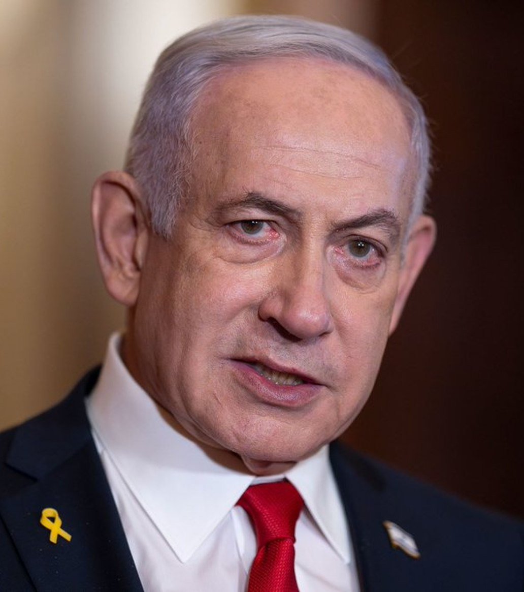 🇸🇾🇮🇱 🚨الرئيس السوري أحمد الشرع يسمح لإسرائيل  باستخدام المجال الجوي السوري لاعتراض المسيّرات والصواريخ الإيرانية.