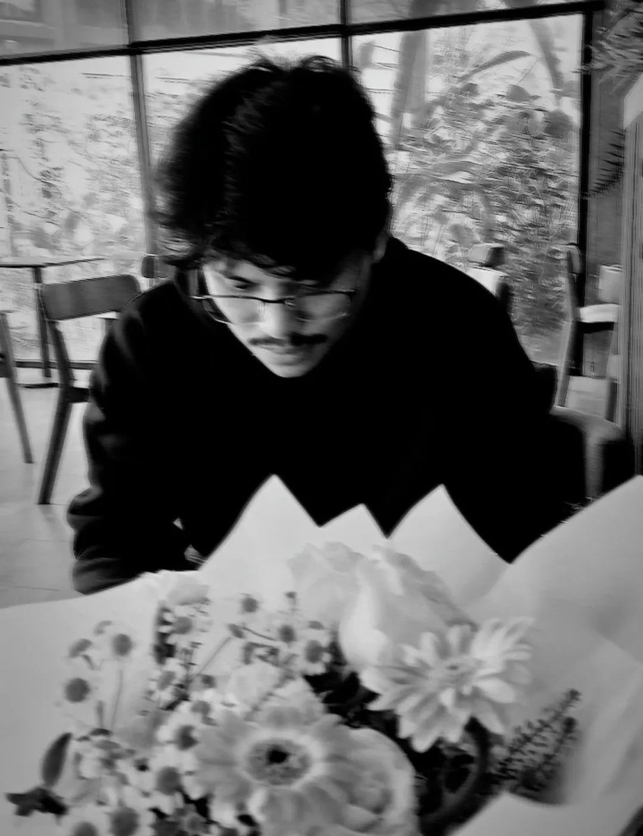 f16michael's tweet photo. Good morning my friend ✨🌞✨

16 JUNE ✨ 🤩 ✨ 
HAPPY BIRTHDAY To Me 🎈🎂 
I leveled up another level. I hope everything will be better too.🤘🤩 Have a good day everyone 
🤍🖤🫂🤍🖤 https://t.co/yUocXK0927