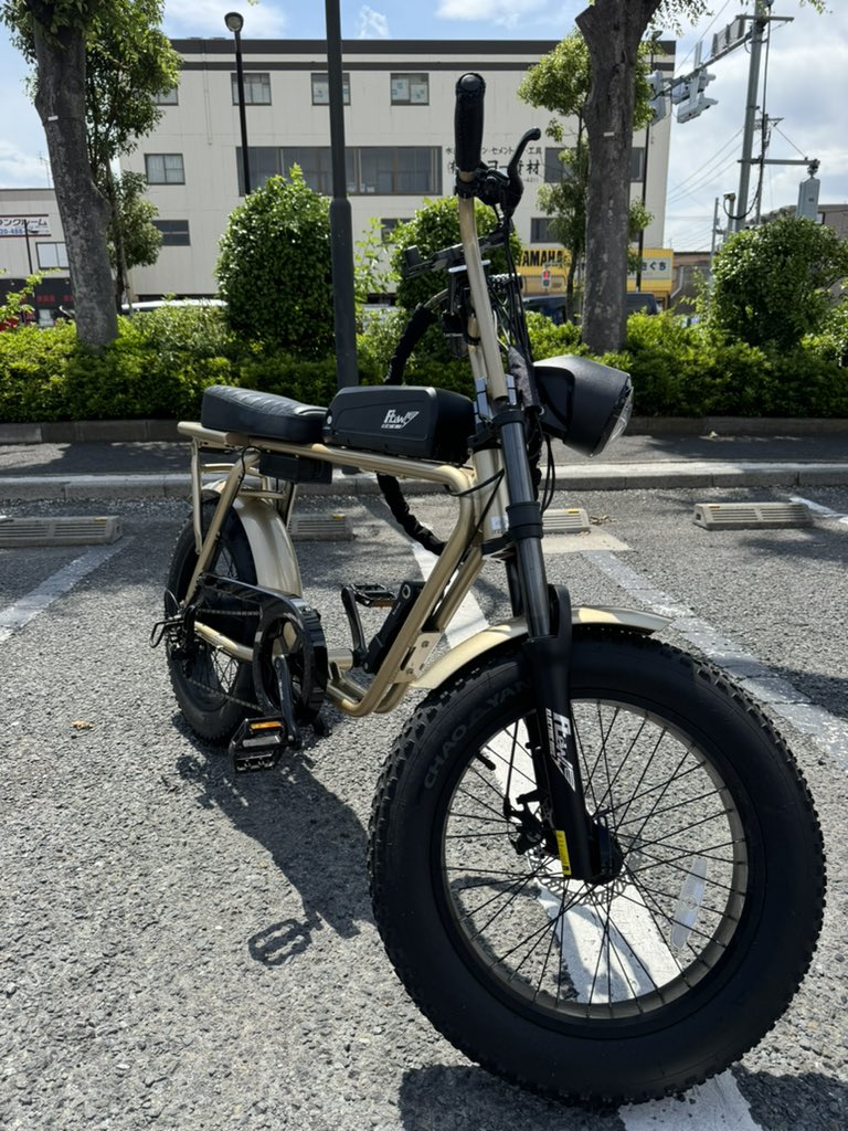 mmyuu322's tweet photo. 新車納車したので🚲
BLASK12からのBLASK13で
コーティング完了👌
雨の日乗らないから撥水関係ないけど。笑
#BLASK #BLASK12 #BLASK13 https://t.co/eh7mKGoN1I