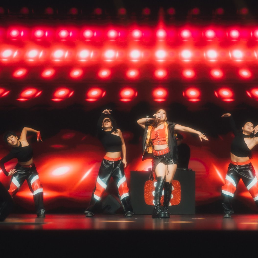 88rising to wrap SEA tour with ‘Road to FAM – The Finale’ in Bangkok, launches FAM Studios with Cloud 11

The 2-day event is headlined by MILLI (<a href="/millimdk/">อำนวยจิต</a>), Zack Tabudlo (<a href="/zacktabudlo/">Zack Tabudlo</a>), Fariz Jabba, Zamaera, RAMENGVRL (<a href="/ramengvrl/">RAMENGVRL</a>) &amp; more

bandwagon.asia/articles/88ris…
