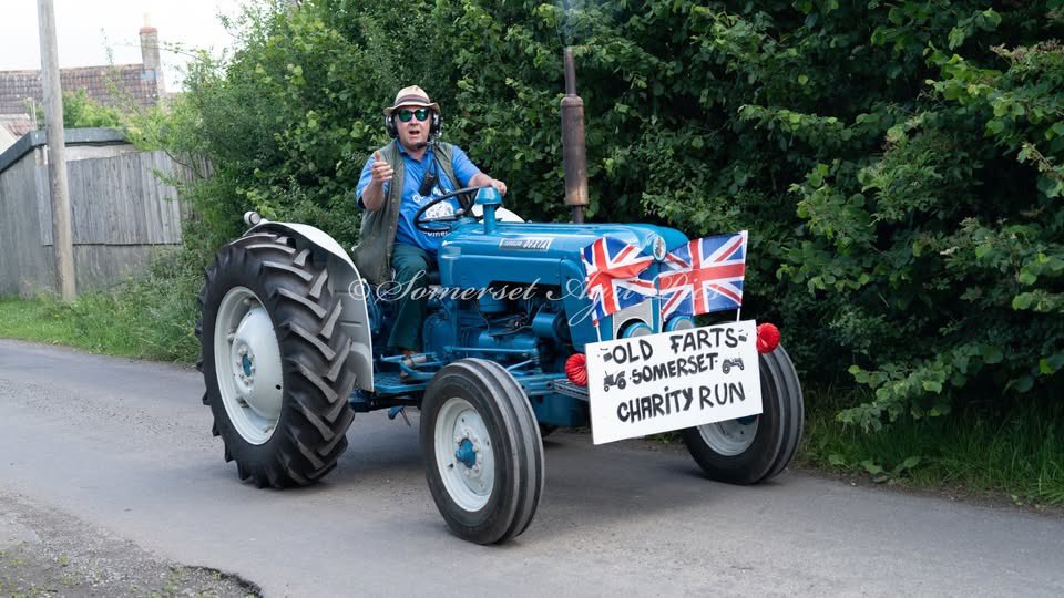 Old farts tractor run #photography #photographer #agriculture #somerset