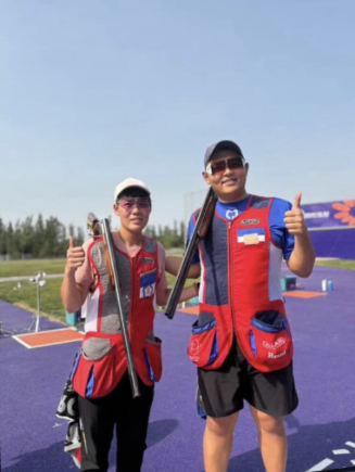 TWIndia2's tweet image. Bang on target! Taiwan's Yang Kun-pi &amp;amp; Liu Wan-yu clinch gold in the trap mixed team event at the 2025 Asian Shotgun Cup, defeating Iran 191–177. Their 2nd gold this season!
Read More: focustaiwan.tw/sports/2025061…
#TaiwanSports #AsianShotgunCup #TrapShooting #GoldMedal