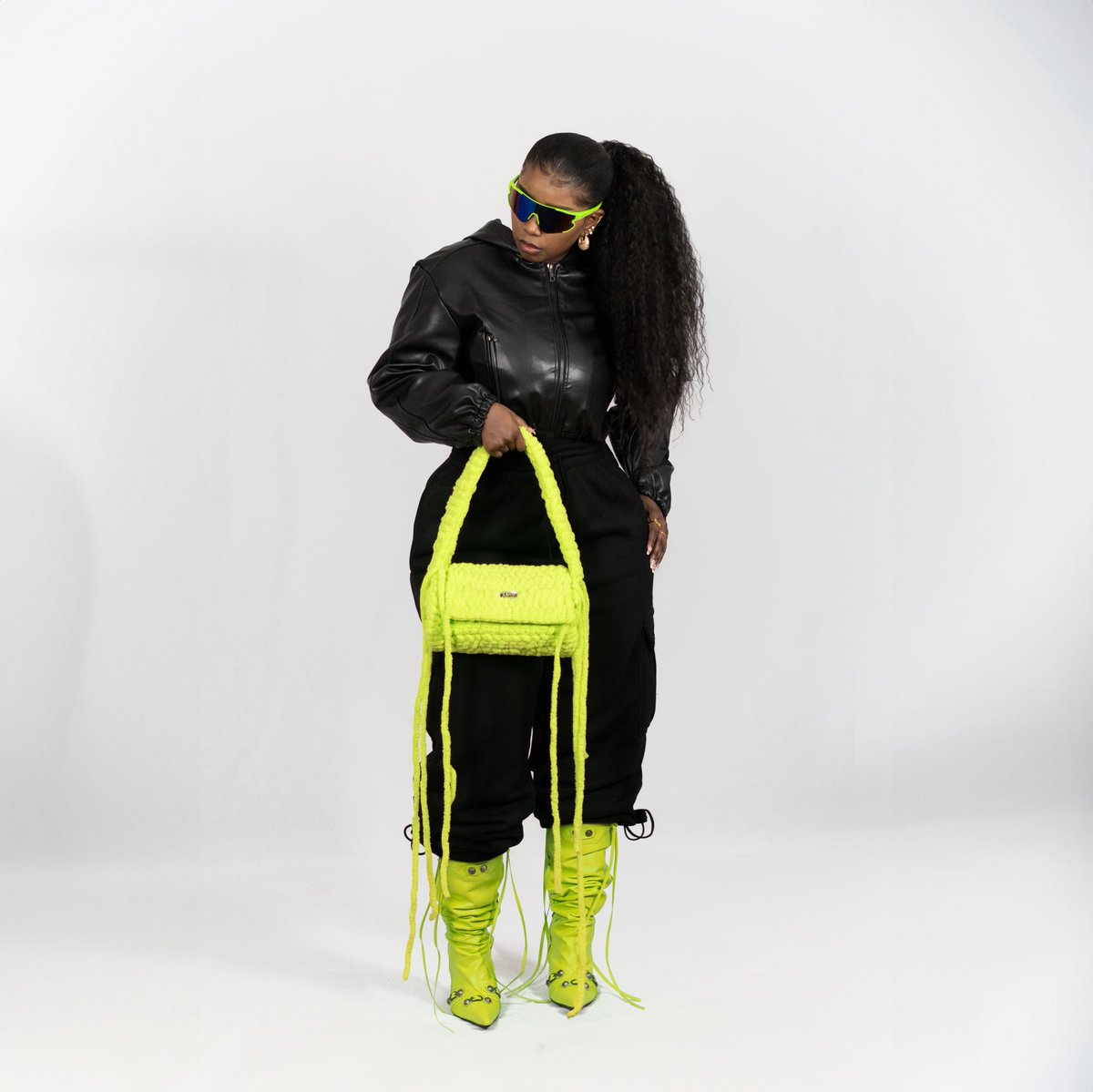 SAHDTHELABEL's tweet photo. Neon Green Crochet Barrel Bag Is Available on https://t.co/wmi9gDTJze 💚

#sahdthelabel #instagram #crochet #color #theory #collection #x https://t.co/quBOaB7QCv