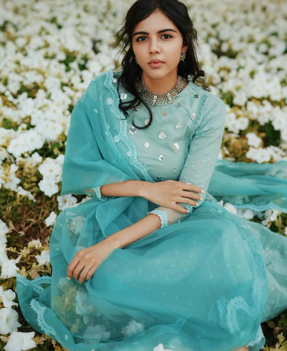 Anbe Kalyani ✨ (@anbekalyani) on Twitter photo There's magic in your eyes that leaves me speechless every time <a href="/kalyanipriyan/">Kalyani Priyadarshan</a> 🩵
#KalyaniPriyadarshan ♥️ 11:11 ✨ There's magic in your eyes that leaves me speechless every time <a href="/kalyanipriyan/">Kalyani Priyadarshan</a> 🩵
#KalyaniPriyadarshan ♥️ 11:11 ✨