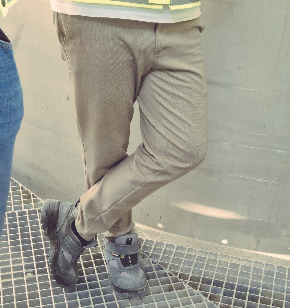 Pantolon balığı serisi...

Balığını işe götürmüş, inşaat sahası herhalde gürültüden kafası şişmiş balığın.

<a href="/gayarabul/">❤️GAY ARA BUL❤️</a>