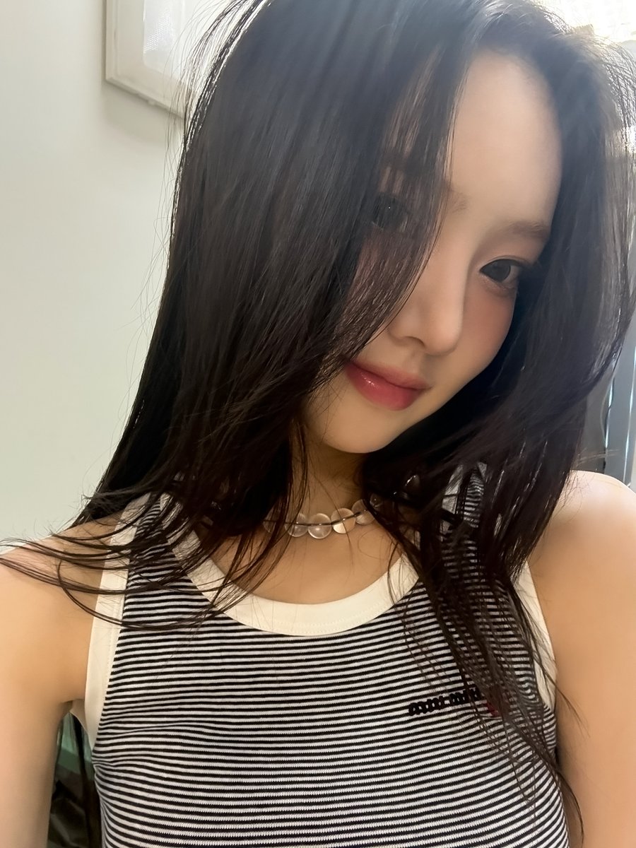 🐱🐾🧡

#KiiiKiii #키키 #LEESOL #이솔