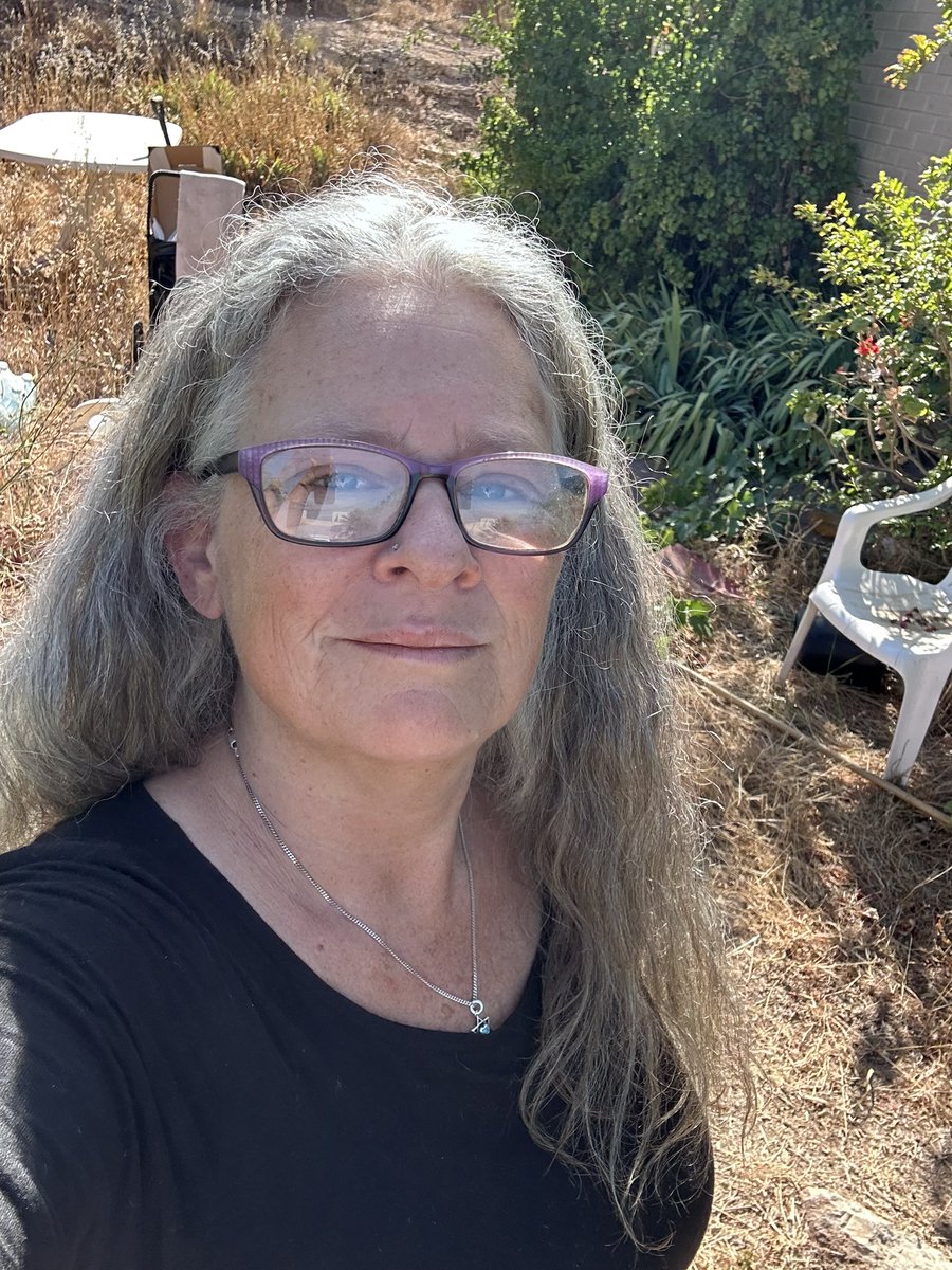 miriampollick's tweet image. Good morning from Eretz  Israel 🇮🇱 

It was a rough night. But I live in a beautiful country that protects all its citizens🙏🏽

there is nowhere else on earth I would rather be. 

Am Yisrael Chai

The Jewish people live