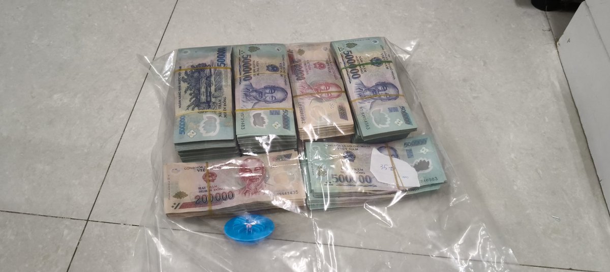 Yul 🐰 tweet media