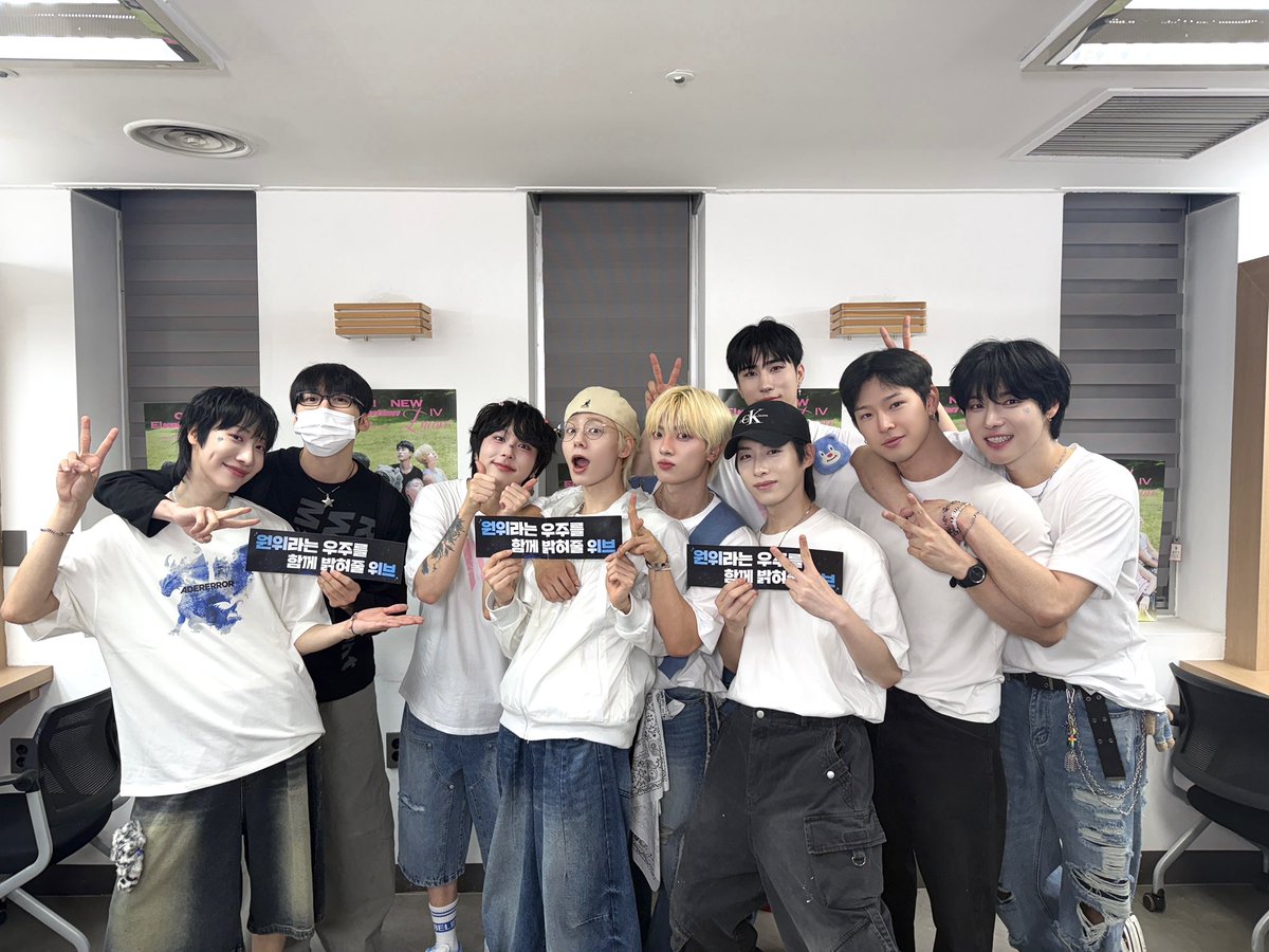 [#시온]

초대해줘서 고마워~ 앵콜콘 고생 많았다!!!!