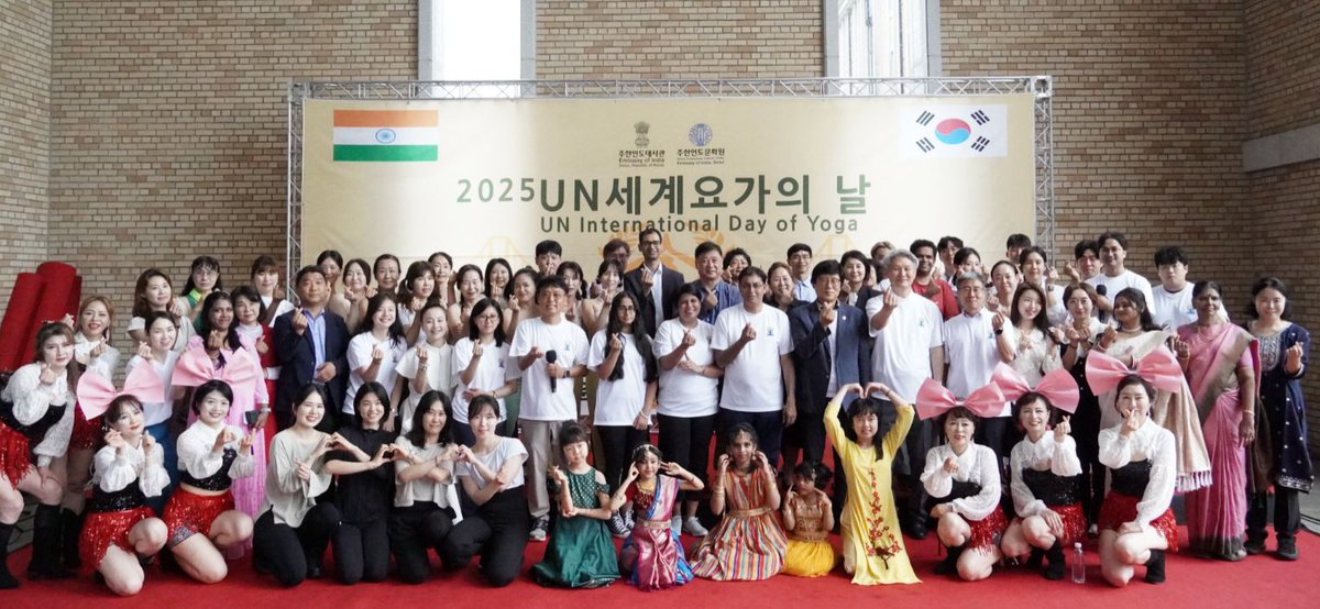 The Embassy of India and the India Centre at Busan University of Foreign Studies (BUFS), organised the 11th #InternationalDayofYoga (IDoY)  under the theme “Yoga for One Earth, One Health” on 14 June 2025 in Busan.

The event began with a moment of silence being observed in