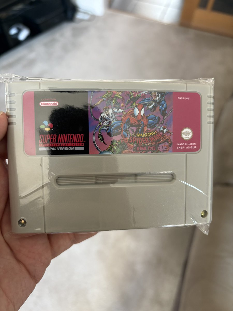 MarvelAAge's tweet image. Perhaps the Holy Grail of #SpiderMan video games?
Been looking to play this bad boy for years… I hope I don’t suck at it.
Got to appreciate the Mark Bagley cartridge art too!