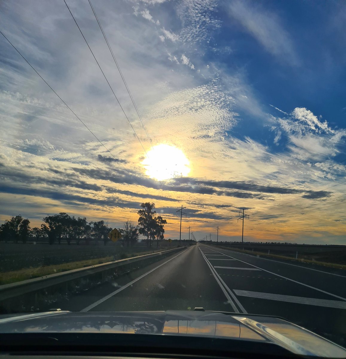 Charlotte Aves tweet media