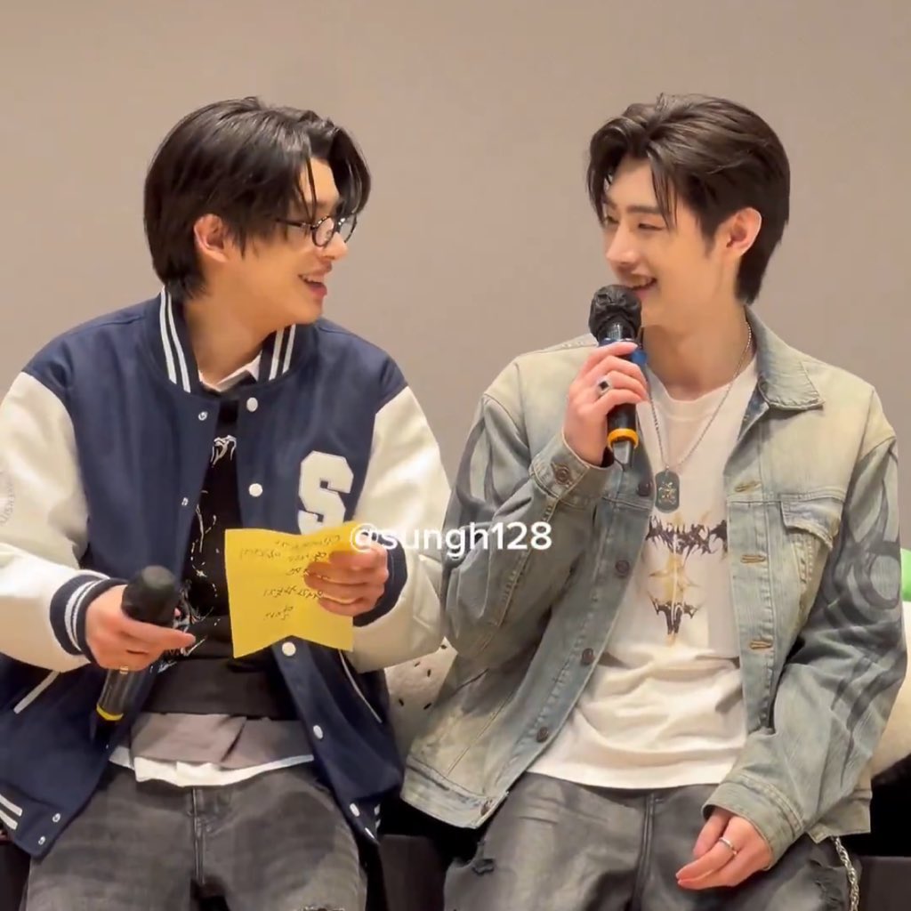 ソンジェクちゃんたち“もう出会って5年になるのにまだ変わらず仲良しなんだなぁ”と“まだ出会って5年なのにこんなに仲良しなんだ”のどちらも味わえてすごい 私には眩しすぎる