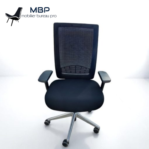 MBP_Mohammedia's tweet image. 🪑 Siège de Bureau Infinity 2 – Ergonomie, Technologie et Confort au Quotidien🦾

Tarif : 1 200 DH/HT💰

✅Avantages Clés

✔️Confort prolongé
✔️Respirabilité optimale
✔️Ajustements personnalisables
✔️Design contemporain

🔗mobilierbureaupro.com/product/siege-…

#siegedebureau #infinity2 #MBP