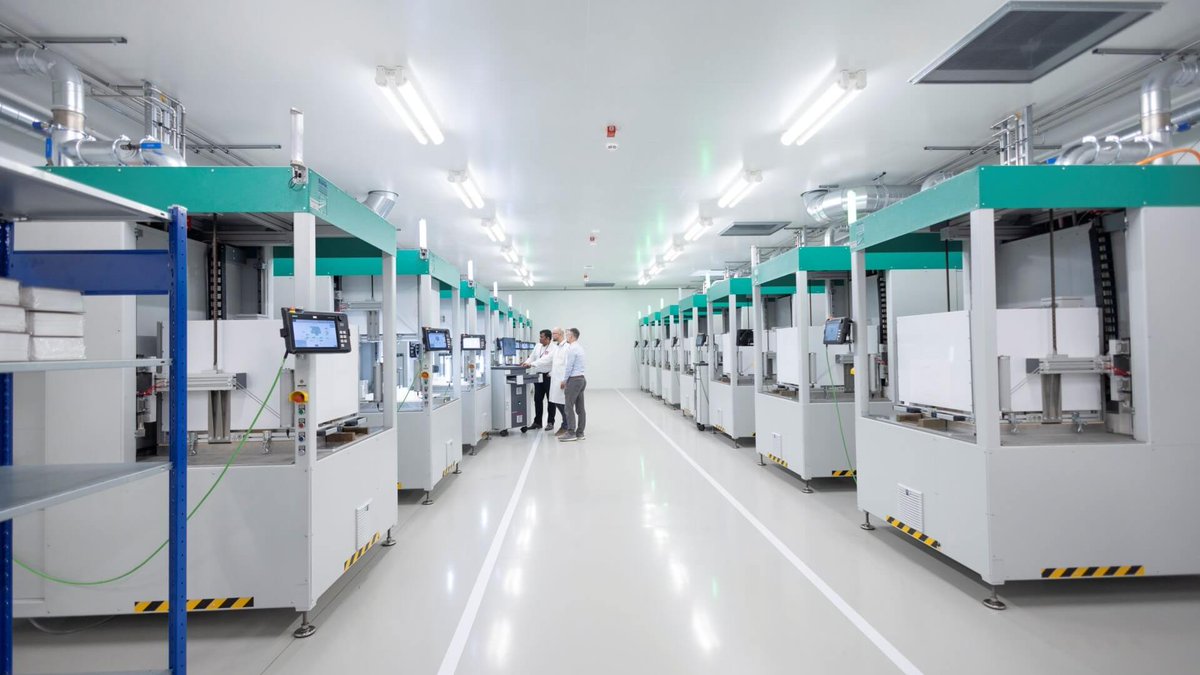 🌍#NewEnergyWorld

⚡💧Germany and the US are piloting next-gen #electrolysers, from SOEC to CO₂-to-formate tech – meanwhile, Australia faces headwinds in scaling #hydrogen projects, says <a href="/WoodMackenzie/">Wood Mackenzie</a>. Can policy catch up to potential? ow.ly/xjxt50W7Asa