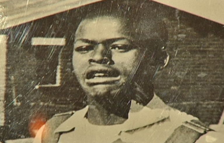 HistorySAZAR's tweet photo. Mbuyisa Makhubo is South African anti-apartheid activist who disappeared in 1979. He rose to prominence after he was seen carrying Hector Peterson in a photograph taken by Sam Nzima after Peterson was shot during the Soweto uprising of June 16 1976. After the photograph was released, Makhubo was harassed by the security services & was forced to flee South Africa. His mother last heard from him when he was  in Nigeria & never heard from him again.