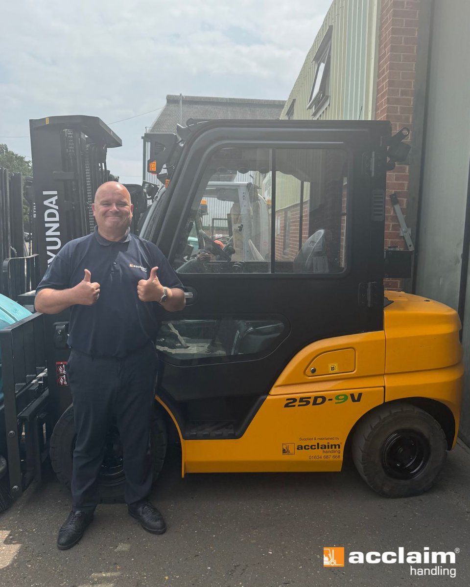 It’s #MeetTheTeam Monday! 👋
Meet Chris King, one of our brilliant Materials Handling Instructors. Since 2019, Chris has been helping operators stay safe, skilled &amp; confident at work.

🎬 Goodfellas
🍝 Greek or Italian food
🌍 Loves travelling (especially cruises!)

👏 for Chris!