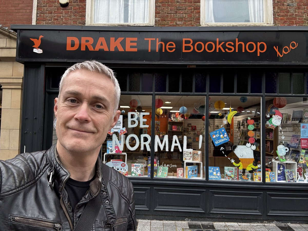 Barrington Stoke (@barringtonstoke) on Twitter photo <a href="/booksaremybag/">Books Are My Bag</a> <a href="/IndieThinking/">IndieThinking at HarperCollins</a> Just a few of our authors' signings and events at fabulous independent bookshops this year! Including <a href="/LindsayGalvin/">Lindsay Galvin THE GREAT PHOENIX OF LONDON🐦🔥</a> at <a href="/booknookhove/">The Book Nook</a>, <a href="/anthony_mcgowan/">Anthony McGowan</a> at <a href="/WELBooks/">West End Lane Books</a>, <a href="/PiersTorday/">Piers Torday</a> at <a href="/childrensbkshop/">Children's Bookshop</a> and <a href="/DanSmithAuthor/">Dan Smith</a> at <a href="/drakebookshop/">DRAKE The Bookshop</a>! <a href="/booksaremybag/">Books Are My Bag</a> <a href="/IndieThinking/">IndieThinking at HarperCollins</a> <a href="/booksaremybag/">Books Are My Bag</a> <a href="/IndieThinking/">IndieThinking at HarperCollins</a> Just a few of our authors' signings and events at fabulous independent bookshops this year! Including <a href="/LindsayGalvin/">Lindsay Galvin THE GREAT PHOENIX OF LONDON🐦🔥</a> at <a href="/booknookhove/">The Book Nook</a>, <a href="/anthony_mcgowan/">Anthony McGowan</a> at <a href="/WELBooks/">West End Lane Books</a>, <a href="/PiersTorday/">Piers Torday</a> at <a href="/childrensbkshop/">Children's Bookshop</a> and <a href="/DanSmithAuthor/">Dan Smith</a> at <a href="/drakebookshop/">DRAKE The Bookshop</a>! <a href="/booksaremybag/">Books Are My Bag</a> <a href="/IndieThinking/">IndieThinking at HarperCollins</a>