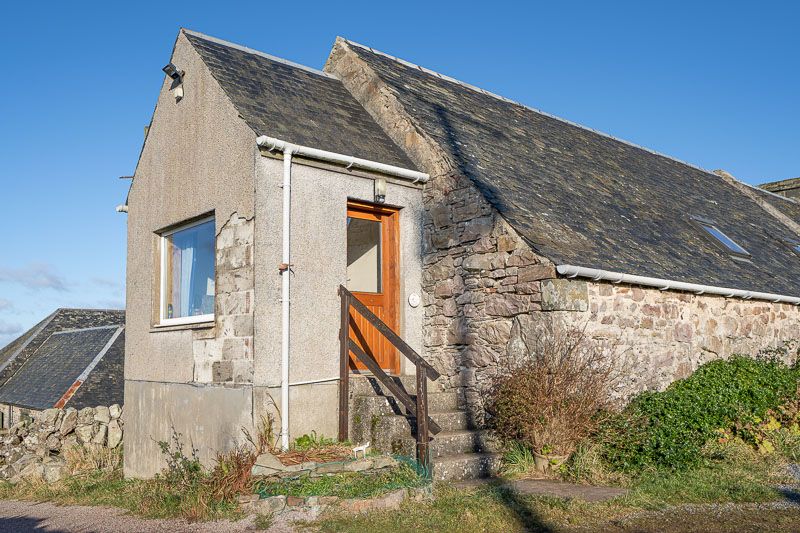 TheHolidayCots's tweet image. 🌳Ballivicar Farm Apartments 🌿🐴

Set on a working farm, guests can choose from two well-equipped apartments – The Chougherie and The Hayloft – both featuring all the comforts needed for a relaxing break.

🛏️ Sleeps 1-5
theholidaycottages.co.uk/IsleOfIslay/31…

#IsleOfIslay #PortEllen #FarmStay