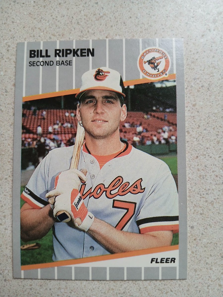 Billy Ripken Card Giveaway

To Enter Like 👍 and Retweet

Winner announced tonight at Midnight. ##thehobby