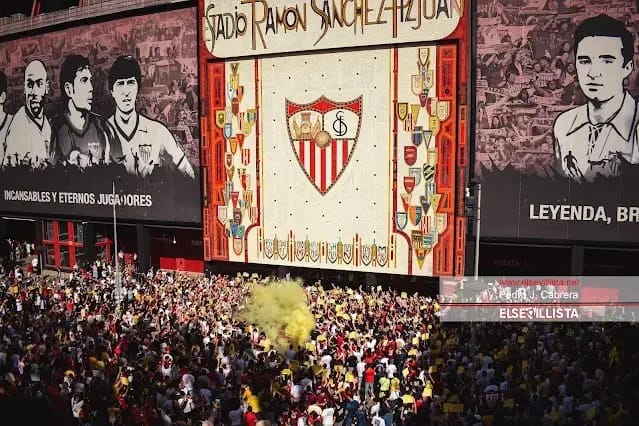 El Sevillista (@elsevillistacom) on Twitter photo 📃 Biris Norte convoca una manifestación en contra del actual Consejo
#️⃣ #SevillaFC #TDSDeporte
✍🏻 <a href="/Todosevillistas/">Todosevillistas</a>
📷 <a href="/_peedrojesus1/">Pedro Jesús</a>
🔗 elsevillista.es/2025/06/biris-… 📃 Biris Norte convoca una manifestación en contra del actual Consejo
#️⃣ #SevillaFC #TDSDeporte
✍🏻 <a href="/Todosevillistas/">Todosevillistas</a>
📷 <a href="/_peedrojesus1/">Pedro Jesús</a>
🔗 elsevillista.es/2025/06/biris-…