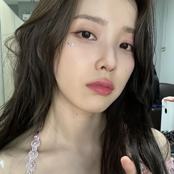 kim ✶ | iska 🌻🔜 tweet media