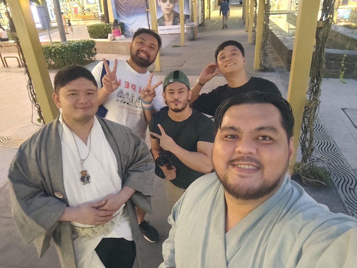 BGC hangout yesterday ft. <a href="/thatkimonoguy/">HRH Justin (Ex.) - XXXIV</a> <a href="/Dcuajunco/">david the slowpoke</a> and <a href="/juddigon/">Juddigon 🔜 PAXAUS</a>

If it weren't for the shiny obi my coord was giving "Straight Pride" eme hahaha