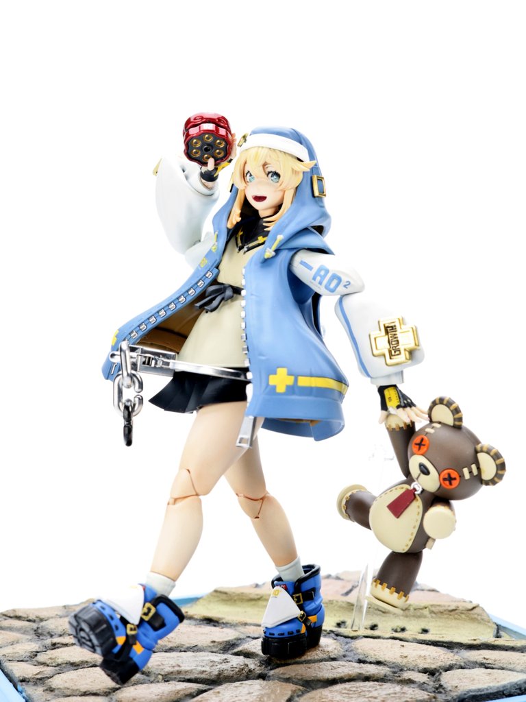 aruende2's tweet image. #ギルティギア
#annulus_TOY #アニュラス
#GuiltyGear -Strive-
ブリジット 完成ポストです。
L'oro Di Illyriaをイメージした
専用台座を作って、色んなポージングで彼女の魅力を存分に、表現しましたのでご覧ください。
次のポストに続きます。⬇️