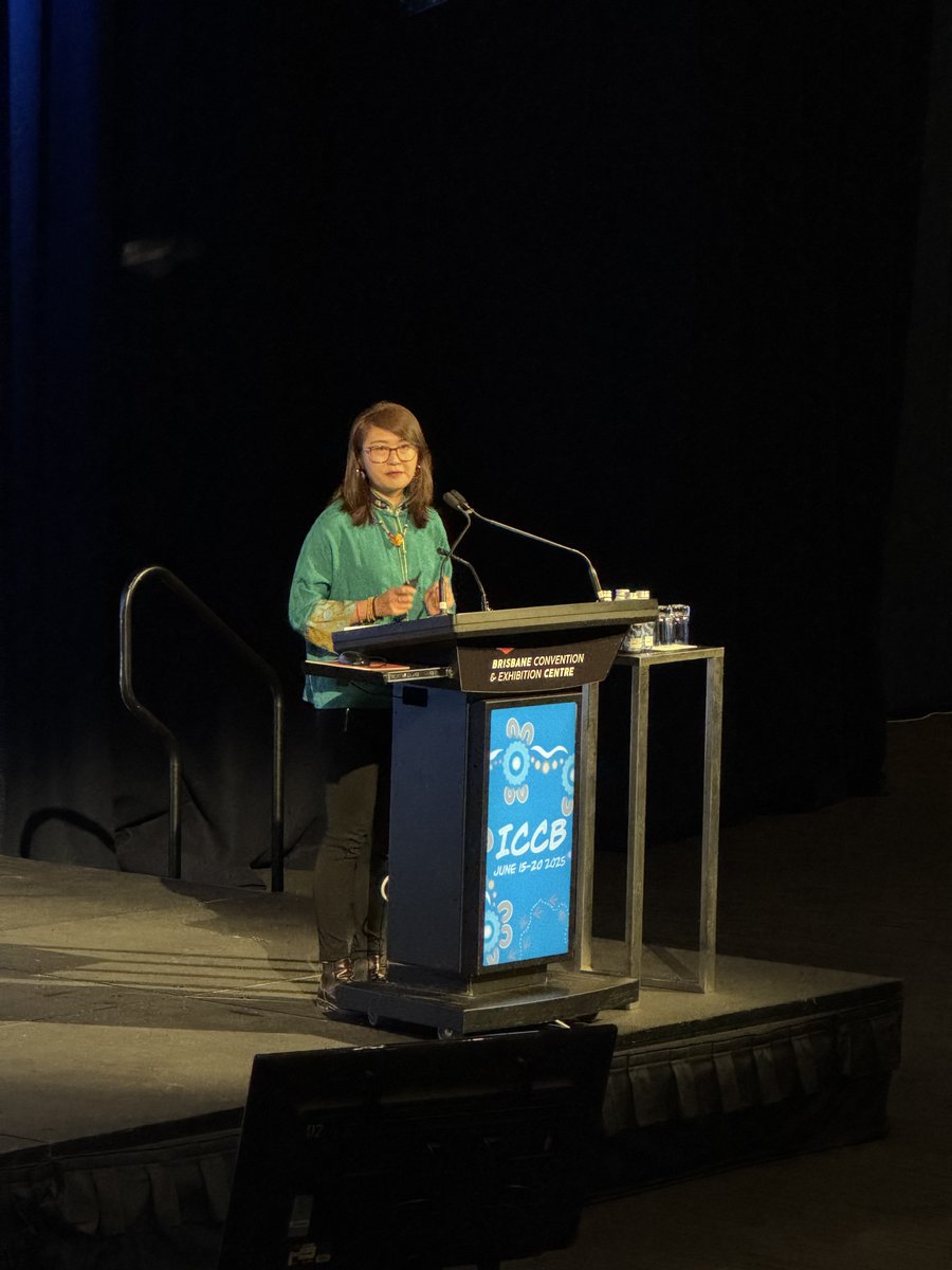 IntCon's tweet image. At #ICCB2025 @ICCB2025 , our Editorial Board Member Dr. Tatsuya Amano introduced Dr. Binbin Li, our Co-Editor-in-Chief, who delivered an inspiring keynote on conservation. #Conservation #Biodiversity #ScienceLeadership