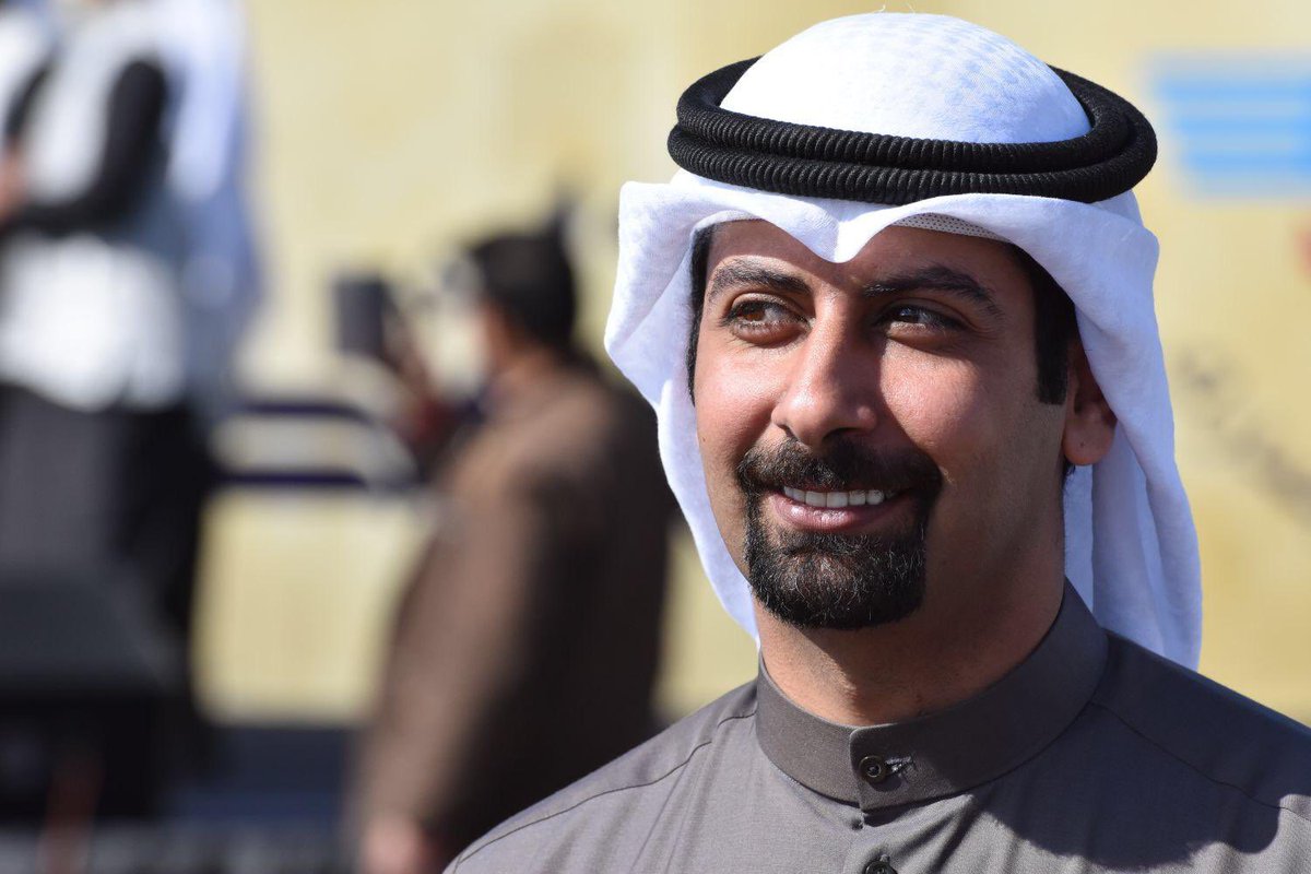 يابوي ذكرك في علو المراقيب
الطيب ساسك والكرم في محلك

سيفٍ مجرب والله ماهي بكاذيب
ماعاش رجلٍ حاول انه يذلك ..✍️