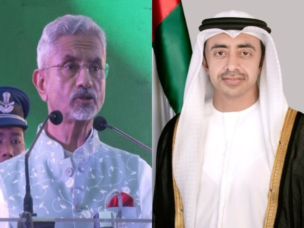 ani_digital's tweet photo. EAM Jaishankar, UAE counterpart discuss situation in West Asia and ways to reduce escalation

Read @ANI Story | https://t.co/pMbTomsCSN
#SJaishankar #AbdullahbinZayed #UAE #India https://t.co/oo3lMcmNVr
