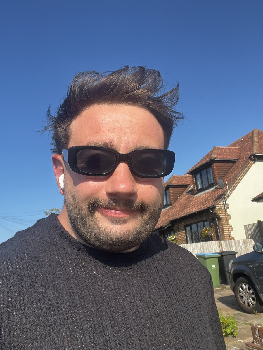 Your B2B business isn’t boring. Your marketing is.

I create scroll-stopping ideas for the unsexiest corners of B2B.

Manufacturers. Accountants. IT firms. Niche software.

Now the sun’s out this, I’m feeling generous ☀️

If you’ve:

•Never touched paid ads
•Tried them and they