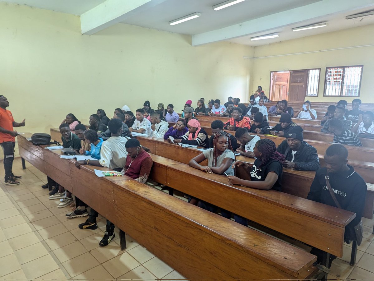 Last week, Bitsvalley organized an outreach programme around the campus of the University of Bamenda. This programme was aimed at exposing the #internship and #ITTraining opportunities offered by the center
