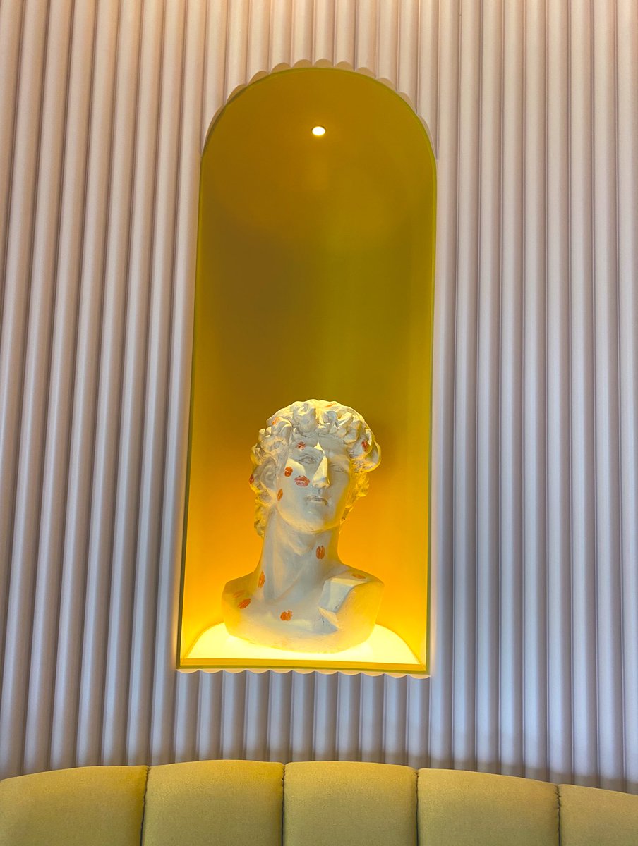 Shooting magic with <a href="/AngelRikako/">Rikako</a>