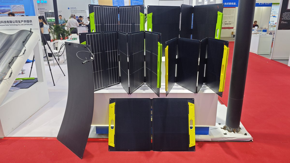 Jason98221621's tweet image. JXYSOLAR wrapped up #SNEC2025 in Shanghai! 🚀
Our flexible &amp;amp; foldable solar panels wowed visitors with:
✔️ 26% HPBC cells
✔️ Tedlar® PVF film
✔️ Crack-resistant design
✔️ Sleek, all-black look
Powerful. Portable. Future-ready.
#Solar #HPBC #CleanEnergy