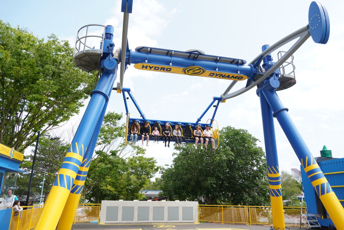 ThemeParksEU's tweet image. Another brilliant addition to Futuroscope, the new 'Wild Swing' from ART Engineering, Hydro Dynamo.

@futuroscope #futuroscope