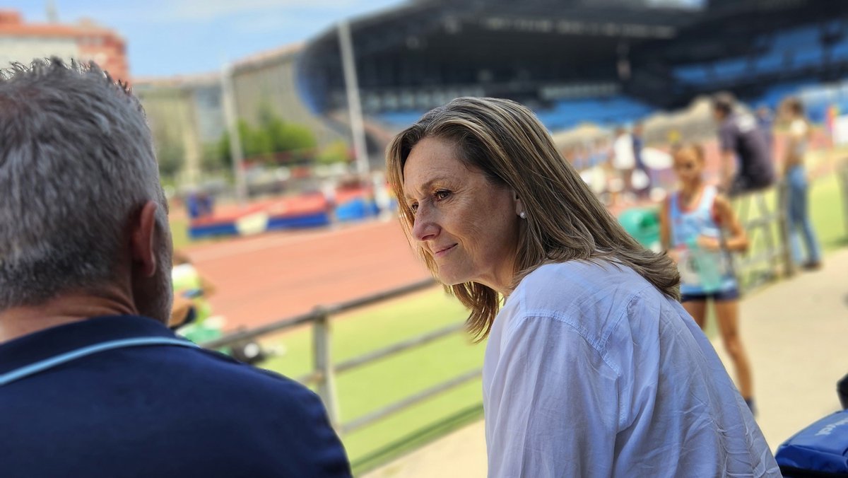 Deputación Pontevedra (@depo_es) on Twitter photo 🏅 Gran esforzo de <a href="/atletismogalego/">Atletismo Galego</a> e de todos os participantes no XXXIV Campeonato Xunta de Galicia de Atletismo Sub-14 celebrado en Balaídos esta fin de semana🏃♂️🏃♀️
<a href="/LuisaSanchzVigo/">Luisa Sánchez</a> participou na entrega de trofeos e saudou aos deportistas, que teñen un gran futuro por diante 🏅 Gran esforzo de <a href="/atletismogalego/">Atletismo Galego</a> e de todos os participantes no XXXIV Campeonato Xunta de Galicia de Atletismo Sub-14 celebrado en Balaídos esta fin de semana🏃♂️🏃♀️
<a href="/LuisaSanchzVigo/">Luisa Sánchez</a> participou na entrega de trofeos e saudou aos deportistas, que teñen un gran futuro por diante