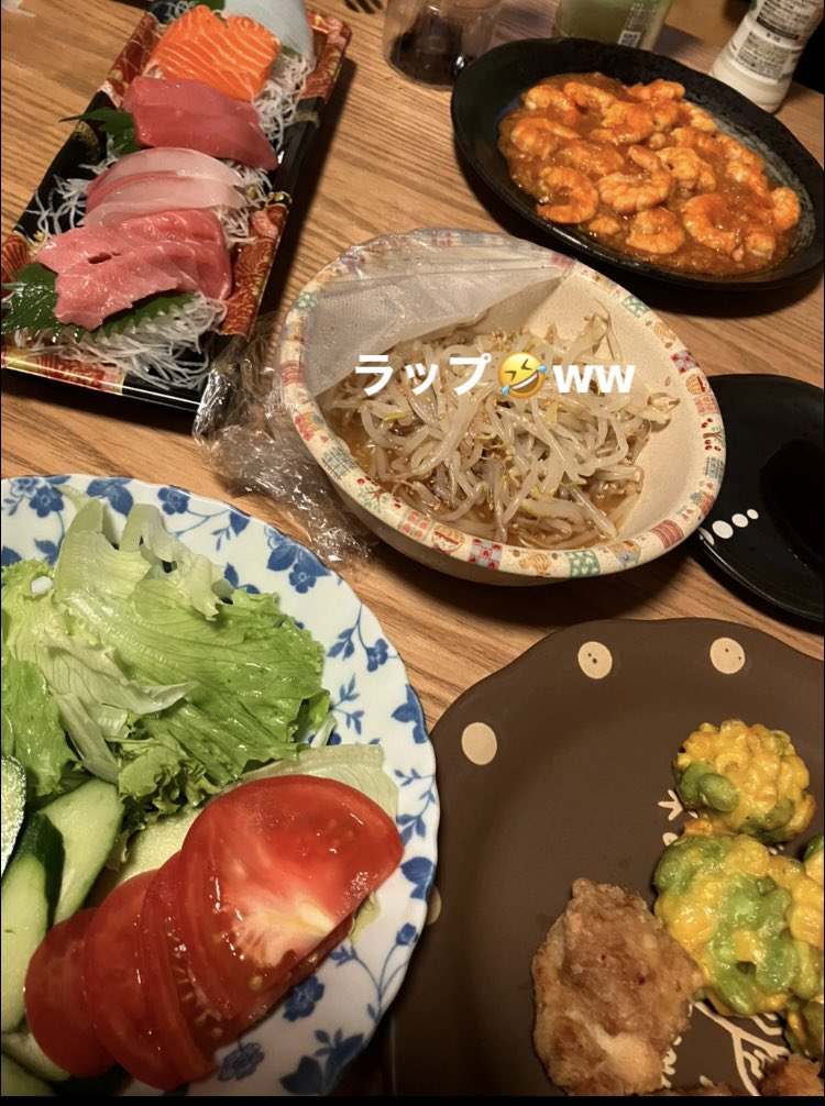 昨日の　
刺身も　エビも
安かった٩( ᐛ )و