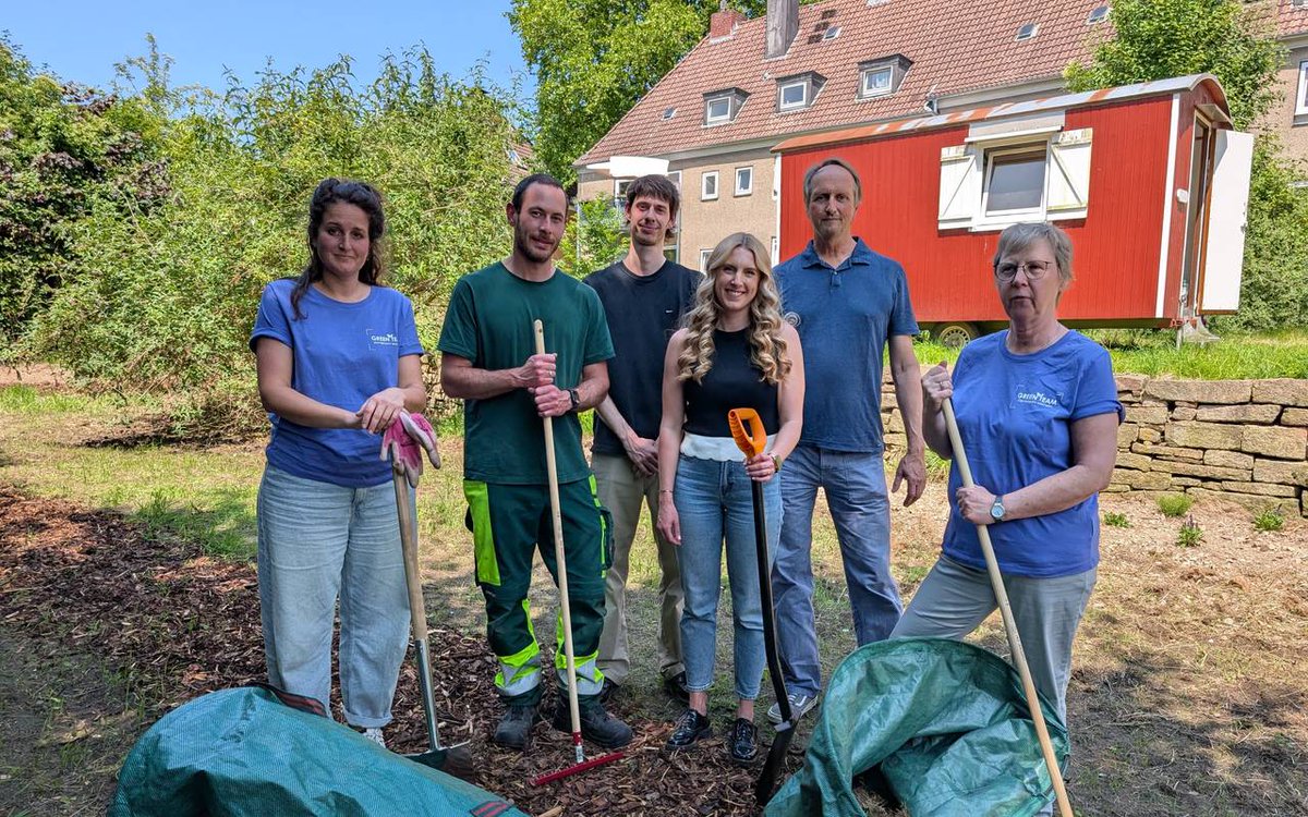 Gärtnern für den Dialog: In Hattingen startet ein neues Projekt, dass Integration und Zusammenhalt fördern soll. In einem Gemeinschaftsgarten treffen sich Menschen verschiedener Kulturen zum Gärtnern und kommen ins Gespräch. radioenneperuhr.de/artikel/gaertn…