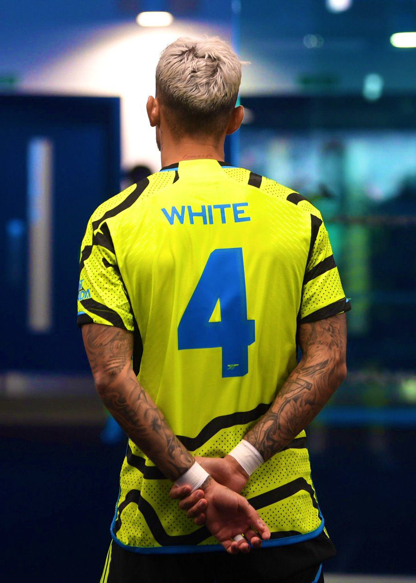 Welcome to the weird and wonderful world of Ben White [Thread]
