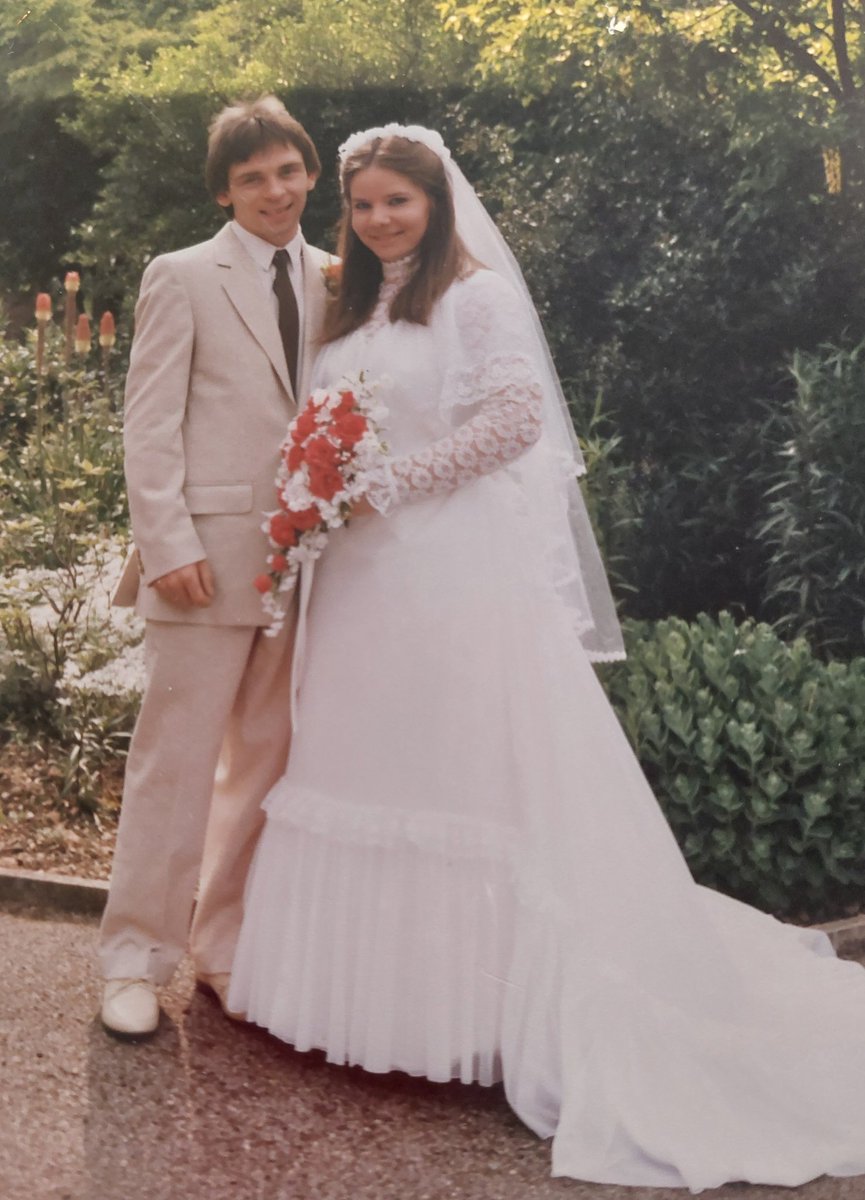 Happy 41st Anniversary to my best friend, my soul mate, my lovely hubby <a href="/Rod1871/">Rodney Mouring</a> love you ❤️